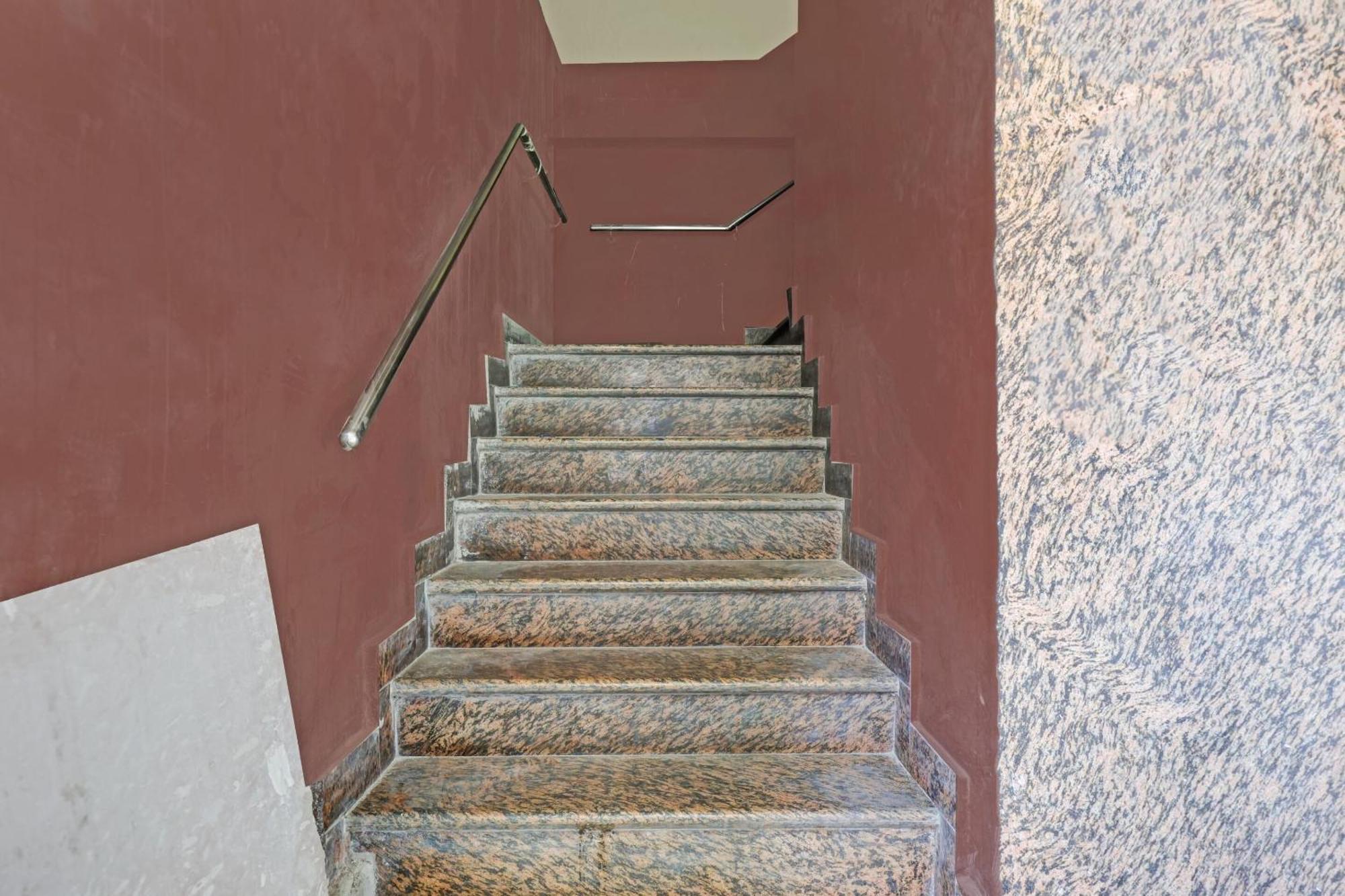 Spot On 81167 Hotel Asdr Rudrapur Екстер'єр фото